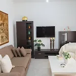 بيت للعطل Depy's 2bd House لامبي