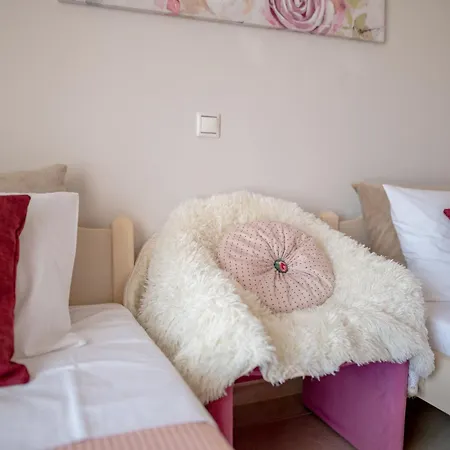 Depy's 2bd House بيت للعطل *