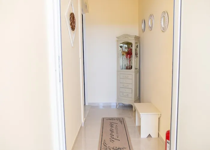 Дом отдыха Depy's 2bd House